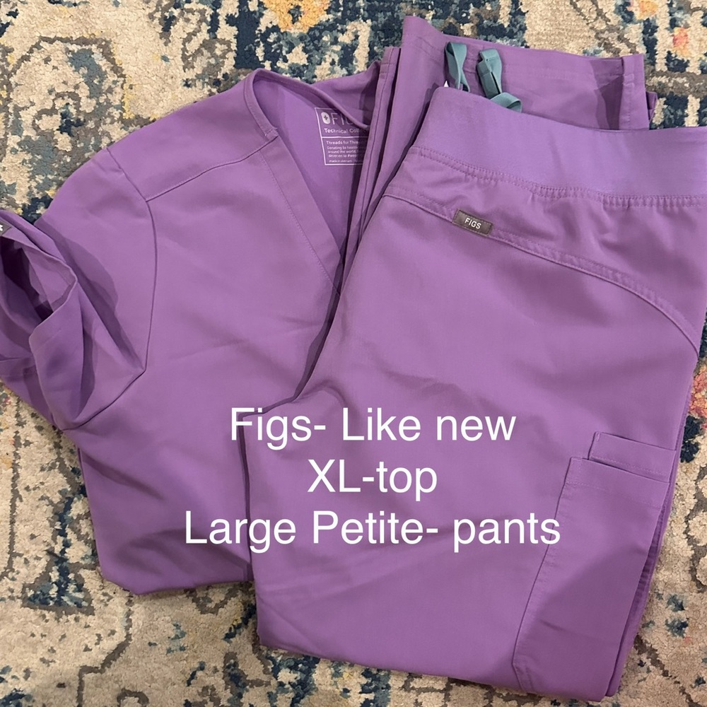 Figs scrubs
